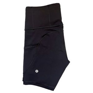 Lululemon Black 6” Bike Shorts with Pockets Size 8
